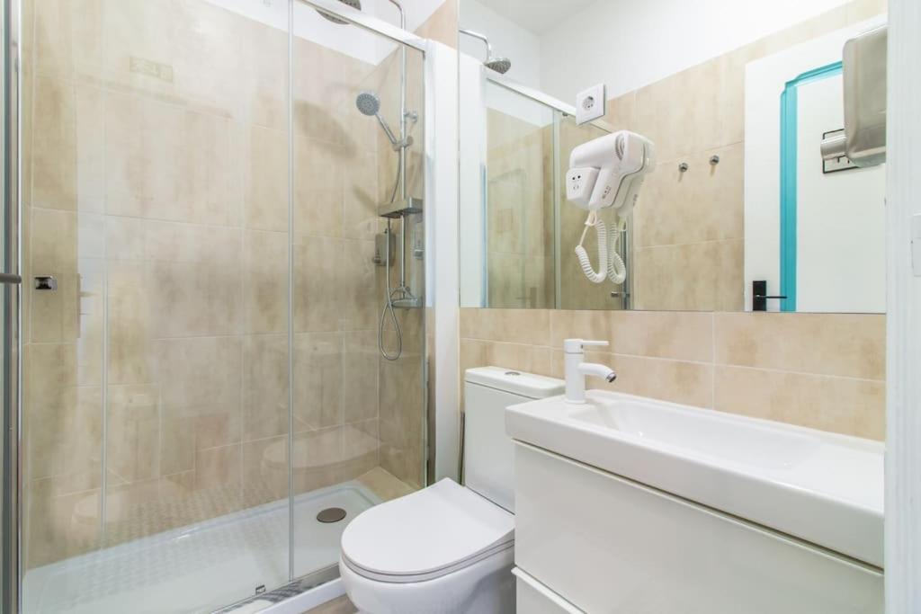 Downtown 7 Bedroom Apartment - Liberdade Lisbona Esterno foto